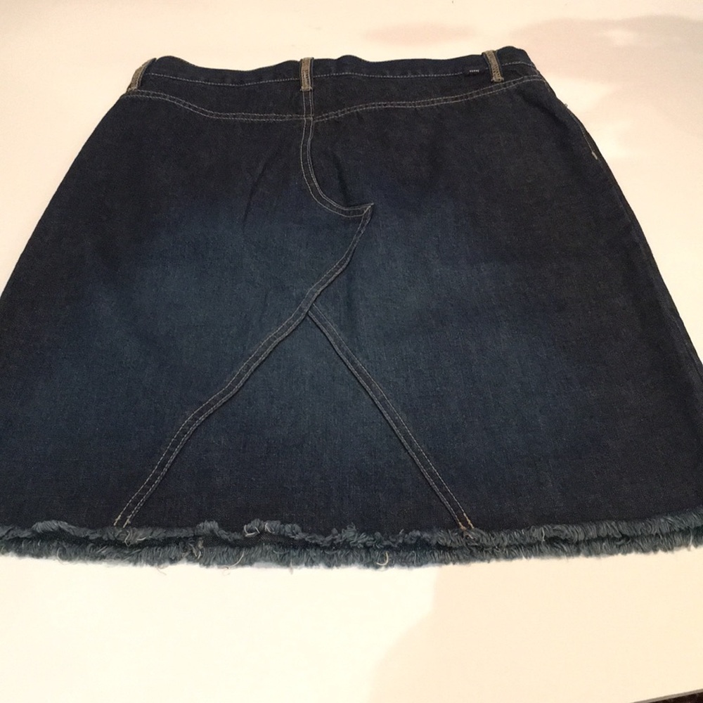 TOMMY JEANS BRAND NEW SKORT SIZE 7 - Picture 3 of 3